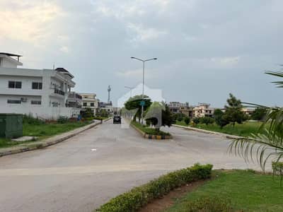 Solid Good Location 5 Marla Commercial Plot For Sale River Garden Islamabad