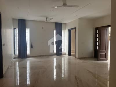 1 Kanal Upper Portion For Rent In Model Town