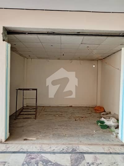 SHOP AVAILABLE FOR RENT