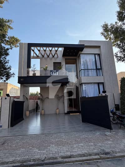 A BEAUTIFUL 10 MARLA HOUSE FOR SALE IN GVR 1 BAHRIA TOWN LAHORE A BEAUTIFUL 10 MARLA HOUSE FOR SALE IN GVR 1 BAHRIA TOWN LAHORE