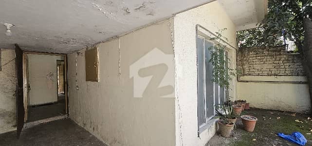 25X60 Double Story House For Rent