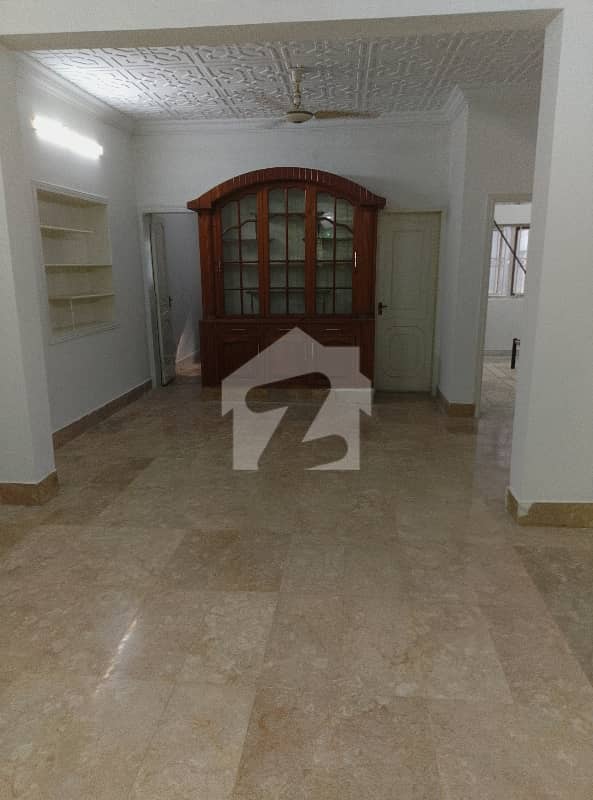 Upper Portion For Rent In G 11 Upper Portion For Rent In G 11