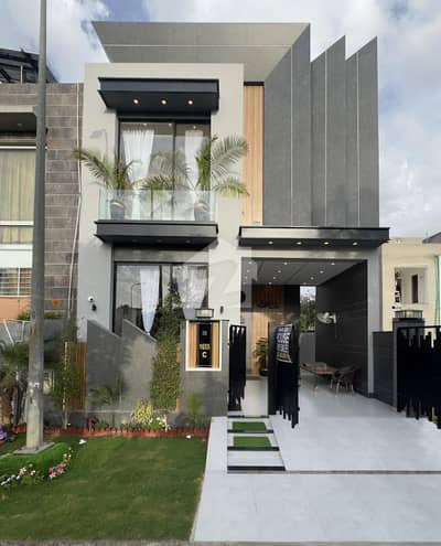 ULTRA MODREN 5 MARLA HOUSE FOR RENT IN DHA 9 TOWN LAHORE ULTRA MODREN 5 MARLA HOUSE FOR RENT IN DHA 9 TOWN LAHORE