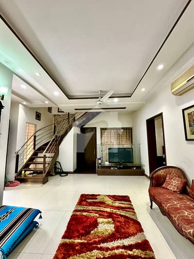 ڈی ایچ اے فیز 6 - بلاک ڈی ڈی ایچ اے فیز 6,ڈی ایچ اے ڈیفینس,لاہور میں 4 کمروں کا 7 مرلہ مکان 5.0 کروڑ میں برائے فروخت۔ ڈی ایچ اے فیز 6 - بلاک ڈی ڈی ایچ اے فیز 6,ڈی ایچ اے ڈیفینس,لاہور میں 4 کمروں کا 7 مرلہ مکان 5.0 کروڑ میں برائے فروخت۔
