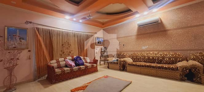 DHA PHASE 5, 900 Sq. Yards Bungalow For Sale