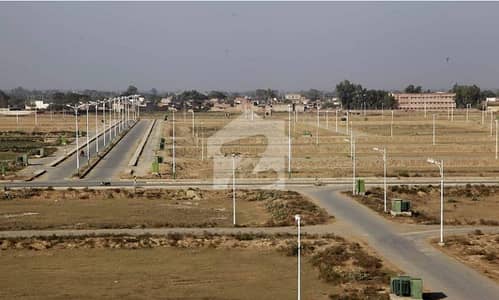 Plot In DHA Phase 7, 709 U Block