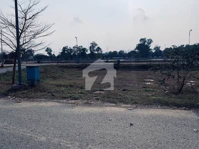 DHA PHASE 8 BLOCK W IDEAL LOCATION PLOT NEXT TO CORNER