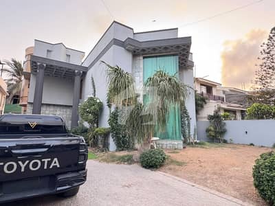 A Well Designed Prime Location House Is Up For Sale In An Ideal Location In Karachi