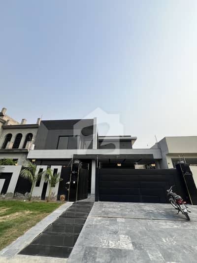 1 Kanal Investors Rate House For Sale
