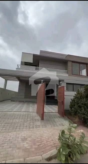 Prime Location House For sale In Bahria Town - Precinct 4