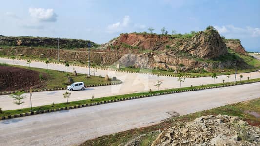 4 MARLA ROSE SEMI DEVELOP Prime and Heighted Location COMMERCIAL Plot Available for Sale in DHA Phase 7 VALLEY ISLAMABAD