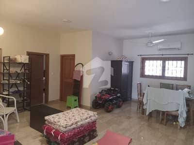 ڈی ایچ اے فیز 7 ڈی ایچ اے ڈیفینس,کراچی میں 4 کمروں کا 1 کنال بالائی پورشن 2.75 لاکھ میں کرایہ پر دستیاب ہے۔ ڈی ایچ اے فیز 7 ڈی ایچ اے ڈیفینس,کراچی میں 4 کمروں کا 1 کنال بالائی پورشن 2.75 لاکھ میں کرایہ پر دستیاب ہے۔