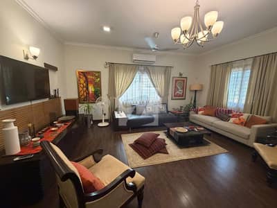 500 YARDS BUNGALOW FOR SALE DHA PHASE 5