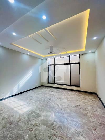 Bahria Enclave Sector B 10 Marla Open Basement Available For Rent
