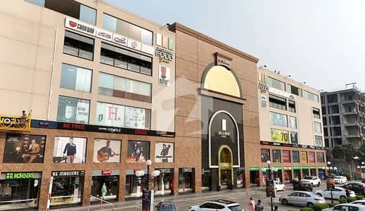 10 Marla Residential Plot for Sale in Bahria Town Lahore Prime Location