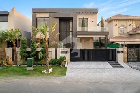 1 Kanal Top Quality Build Luxurious Beautiful Modern Design Villa With Basement For Sale In DHA Lahore Phase 6 Prime Location 1 Kanal Top Quality Build Luxurious Beautiful Modern Design Villa With Basement For Sale In DHA Lahore Phase 6 Prime Location