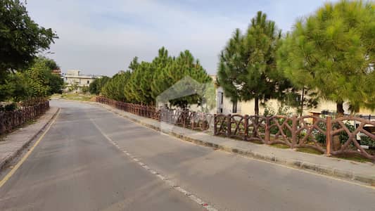 BLOUVARD JINNAH AVENUE 1 KANAL Front open Park facing Prime and Heighted Location Residential Plot Available for Sale in DHA Phase 2 ISLAMABAD BLOUVARD JINNAH AVENUE 1 KANAL Front open Park facing Prime and Heighted Location Residential Plot Available for Sale in DHA Phase 2 ISLAMABAD