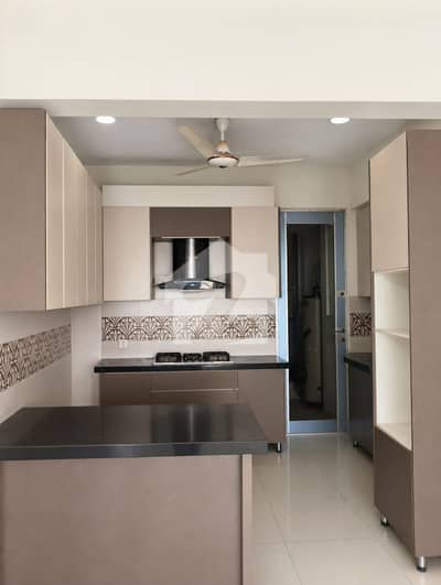 LUCKY ONE APARTMENT| |4 BED DRAWING LOUNGE| |SERVENT QUIETER| UBL FACING