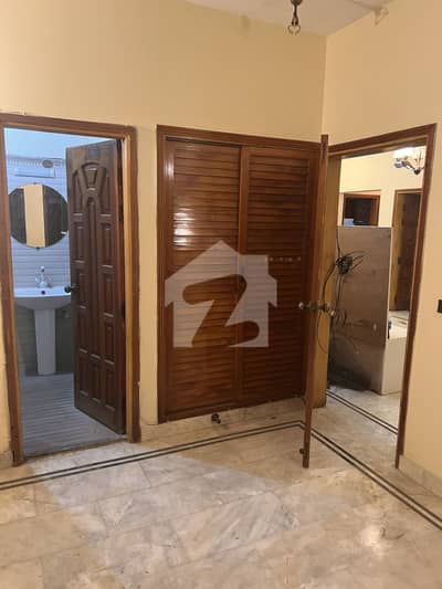 *FOR RENT - Clifton Block 5 Near 2 Talwar*  3 Bed DD | Ground Floor | Bungalow Style  Separate Entrance main gate with parking in extra land   Extra Land