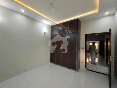 4.25 MARLA LOWER PORTION AVAILABLE FOR RENT IN SADAT COOPERATIVE SOCIETY (COLLEGE TWON) NEAR TO HIGH COURT SOCIETY PHASE 2 COLLEGE ROAD LAHORE 4.25 MARLA LOWER PORTION AVAILABLE FOR RENT IN SADAT COOPERATIVE SOCIETY (COLLEGE TWON) NEAR TO HIGH COURT SOCIETY PHASE 2 COLLEGE ROAD LAHORE
