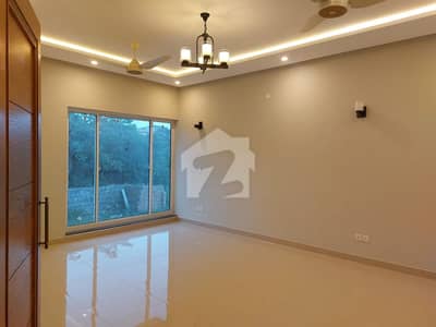 5 Bedroom Ground+Upper Portion Available For Rent