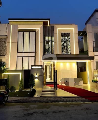 Top City 10 Marla House For Rent