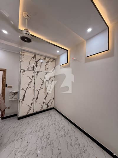 5 Marlas 1.5 Story House For Sale
