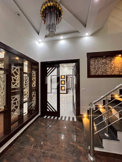 Beautiful House For Sale Bahria Town Lahore Beautiful House For Sale Bahria Town Lahore
