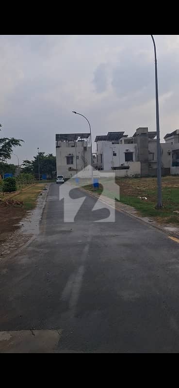 5 marla plot for sale royal 1 open file all dues cleae