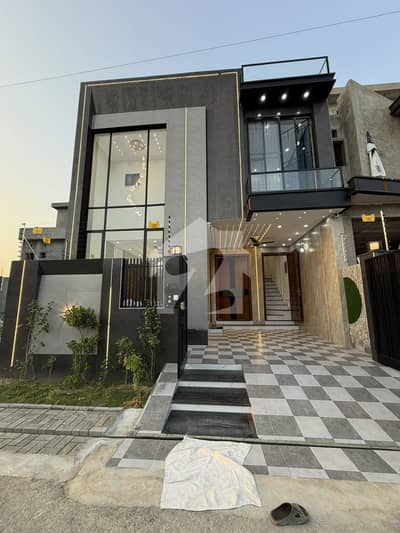 5 Marla Beautiful Brand New Double Storey House For Sale In Central Park Lahore
