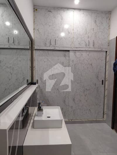 400SQ YD ONE UNIT BEAUTIFUL BANGLOW IN GULSHAN. E. IQBAL BLK 10 400SQ YD ONE UNIT BEAUTIFUL BANGLOW IN GULSHAN. E. IQBAL BLK 10