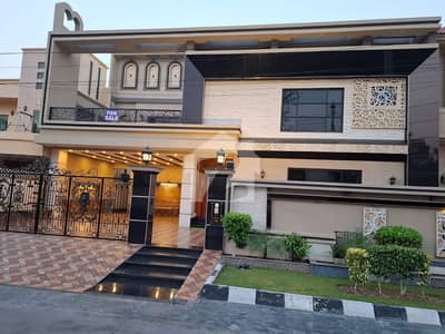 ویلینشیاء ہاؤسنگ سوسائٹی لاہور میں 6 کمروں کا 1 کنال مکان 8.5 کروڑ میں برائے فروخت۔