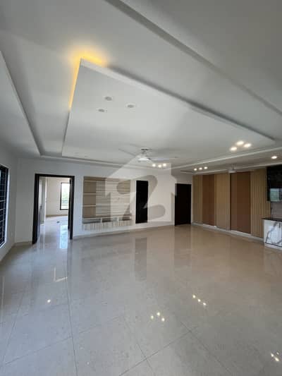 2 Bed Non Furnished Apartment For Rent