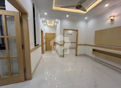 3 Bed Brand New Spacious Luxury Apartment For Rent In Bahria Town Sector E Lahore
