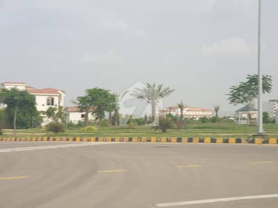 IDEAL LOCATION PLOT AVAILABLE FOR SALE DHA CITY IDEAL LOCATION PLOT AVAILABLE FOR SALE DHA CITY