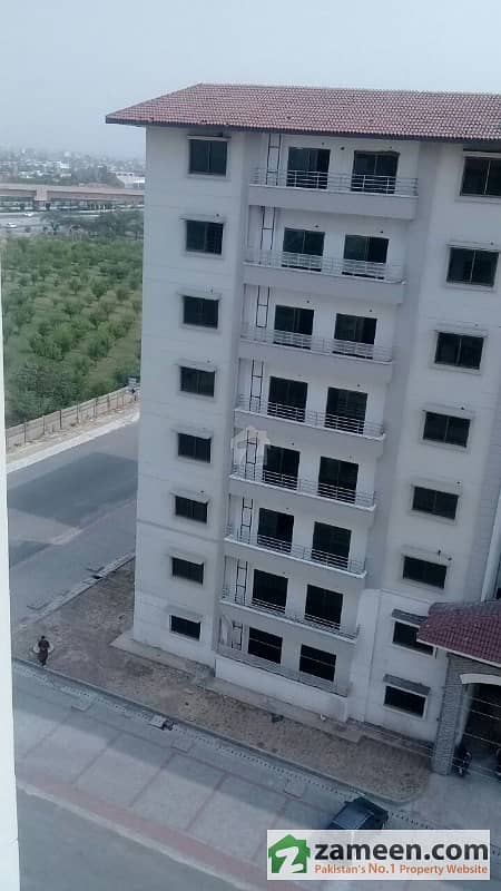 10 Marla 3 Bed Rooms Flat 7th Floor For Rent In Askari 10 Lahore