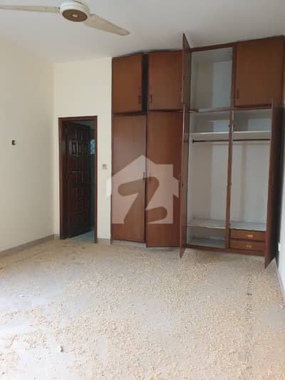 2.5 Marla Triple Story House For Sale