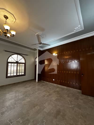 VERY WELL MAINTAINED PORTION FOR RENT
