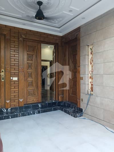 5 MARLA BRAND NEW LUXARAY HOUSE FACING PARK NEAR TO RAIWIND ROAD IN ETTHAD TOWN 5 MARLA BRAND NEW LUXARAY HOUSE FACING PARK NEAR TO RAIWIND ROAD IN ETTHAD TOWN