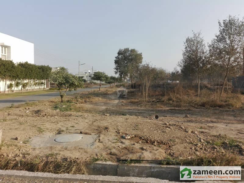 1 Kanal Park Facing Residential Plot Available For Sale Wapda City