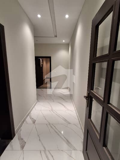1 Kanal House For Rent | 7 Beds | 15 KW Solar