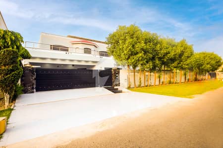 1 Kanal House + 1 Kanal Beautiful Lawn For Rent With 18KVA Solar System In DHA Phase 5