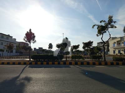 Top City 1 - Block C 1 Kanal Residential Plot Up For sale