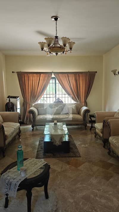 500 yard bungalow for rent DHA phase 4