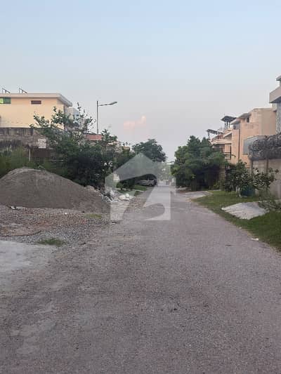 Park facing 40x80 Plot for sale Park facing 40x80 Plot for sale
