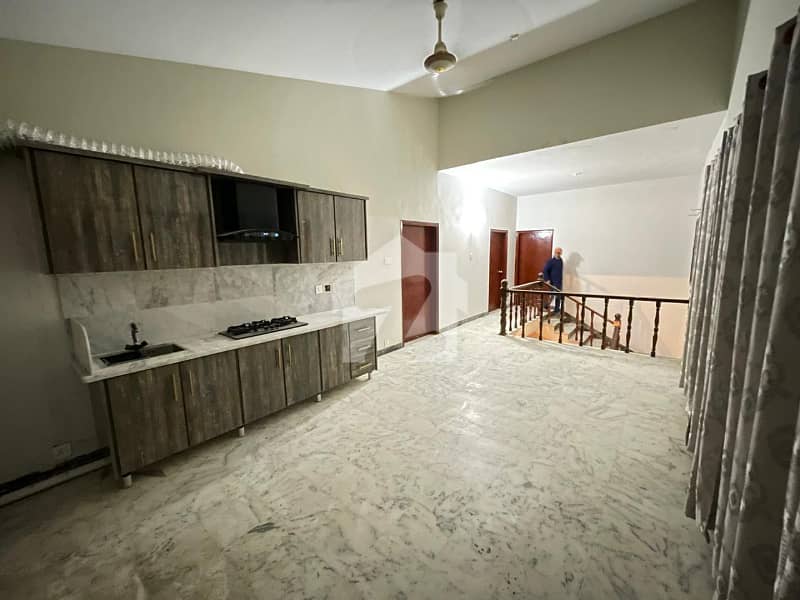 Furnished House for rent weekly monthly basis Furnished House for rent weekly monthly basis