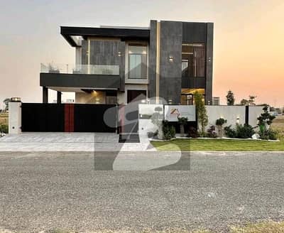 ڈی ایچ اے فیز 6 ڈی ایچ اے ڈیفینس,لاہور میں 5 کمروں کا 1 کنال مکان 8.35 کروڑ میں برائے فروخت۔