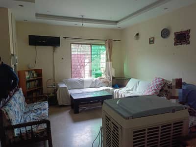 10 Marla Upper Portion For Rent(Railway Colony)