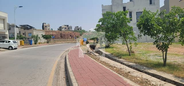 11 Marla Plot With Extra Land Paid. 46 Ft Front On Main I Avenue. Sunfacing And Level Dem 105 Negotiable 11 Marla Plot With Extra Land Paid. 46 Ft Front On Main I Avenue. Sunfacing And Level Dem 105 Negotiable