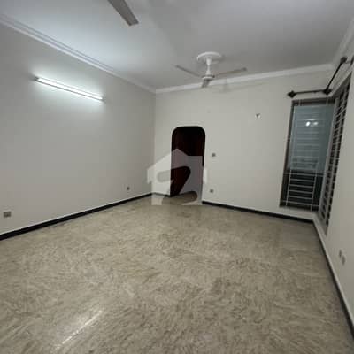 6 Marla Full House Available For Rent In Korang Town